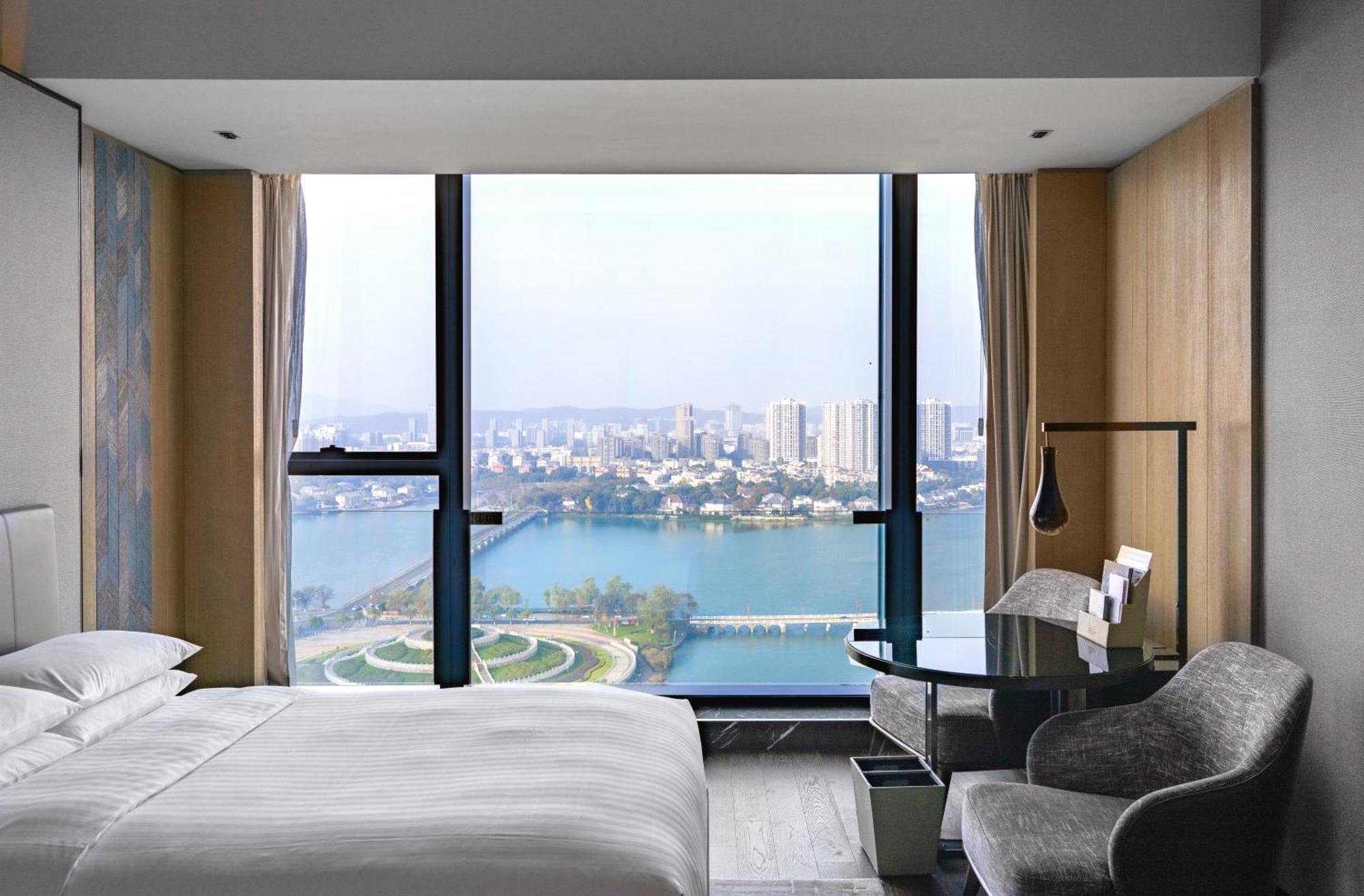 Marriott Nanjing South Hotel Bagian luar foto